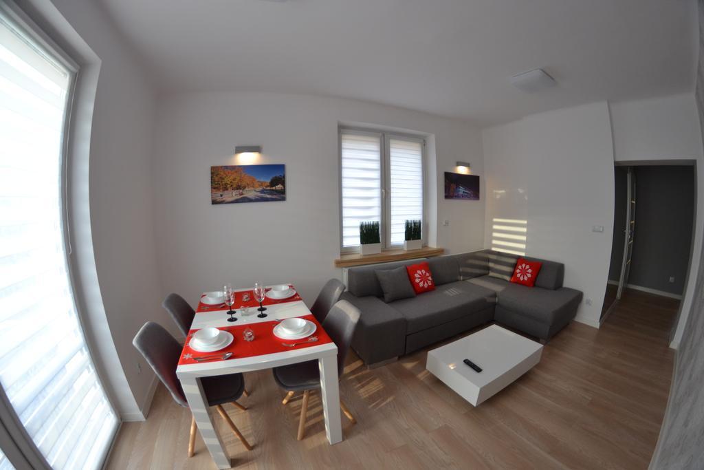 Apartament City Center Platinum Krynica Zdroj Ngoại thất bức ảnh