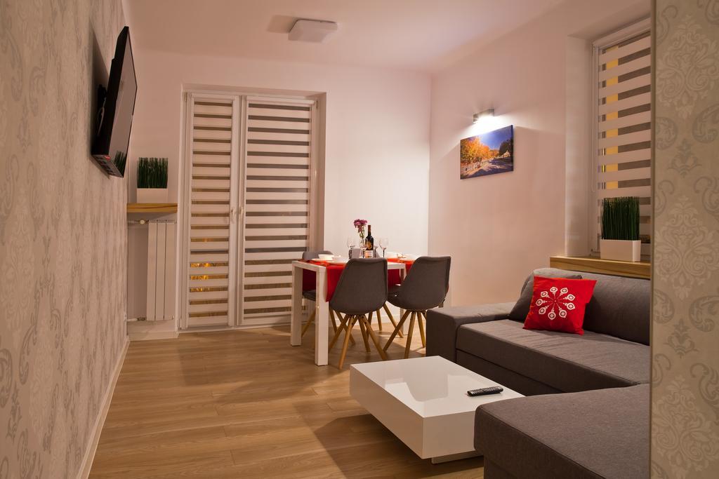 Apartament City Center Platinum Krynica Zdroj Ngoại thất bức ảnh